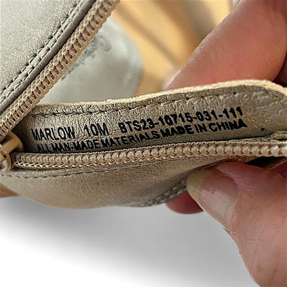 BareTraps Women's Strappy Wedge Sandals Size 10M Gray Metallic - Picture 7 of 10